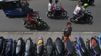 rénal : Les membres de la DPRD s’attendent à la baisse de la taxe sur le stationnement de 50 milliards de roupies, bien que le potentiel soit encore grand