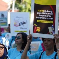 Presiden Terbitkan  Keppres Cukai Soal Minuman Kemasan, Fakta Indonesia Mengapreasi 