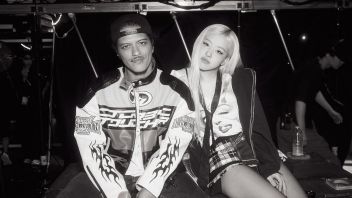 Rosé dan Bruno Mars Simpan Satu Lagu Rahasia yang Belum Dirilis