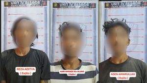 3 Bajing Lonncat Diringkus Polisi saat Curi Besi di Koja