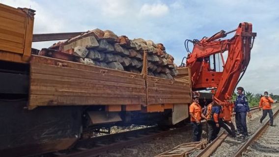 Extreme Weather And Preparation Of KAI Daop 1 Jakarta So That The Trains Are Not Disturbed