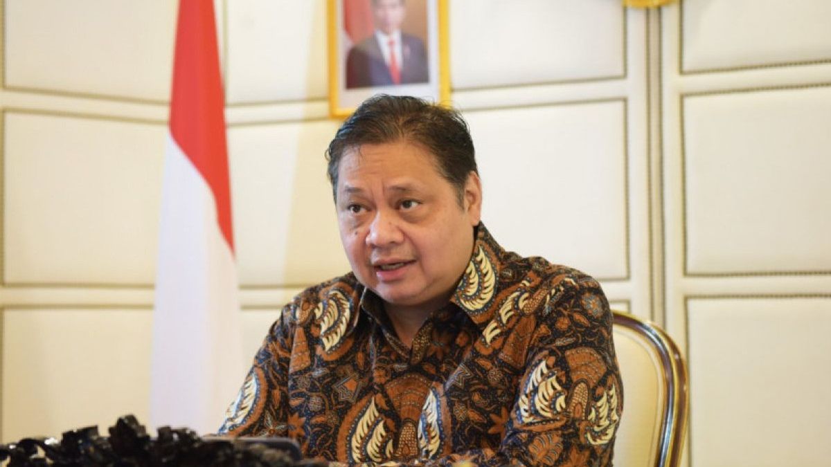 Dukung Peningkatan Literasi Keuangan, Airlangga Ajak Generasi Muda untuk Menabung
