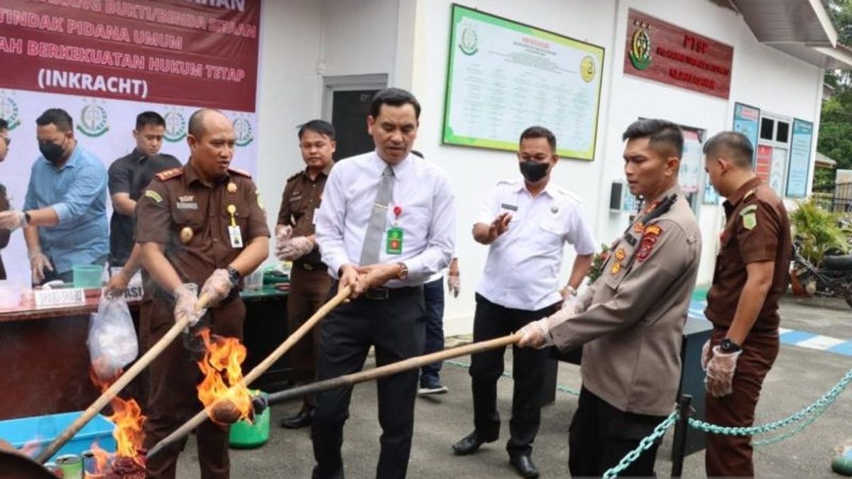 North Sumatra Marketing Kejari Disseminates 133 Cases Of Evidence, Including 2.2 Kg Of Crystal Methamphetamine
