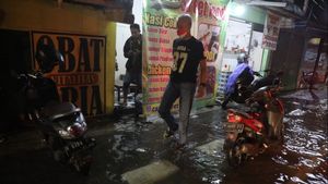 Mengintip Langkah Ganjar Pranowo Atasi Banjir Semarang, Sudah <i>On the Track</i>?