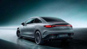 Tak Hanya Pangkas Harga Besar-besaran, Mercedes-Benz Umumkan Hentikan Produksi Seri EQ di AS