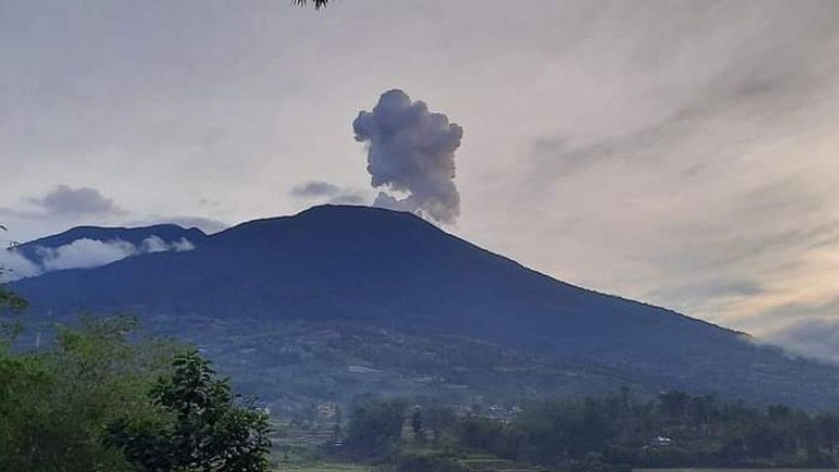 Mount Marapi West Sumatra Eruption 7 Times