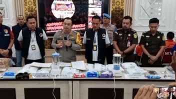 Police Destroy 41,030 Ecstasy Pills In Palembang