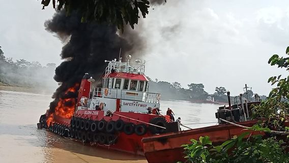 Police Examine Several Witnesses Regarding Tugboat Bojoma 2906 Fire That Killed One Person