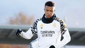 Para Pemain Real Madrid Pasang Badan buat Xabi Alonso