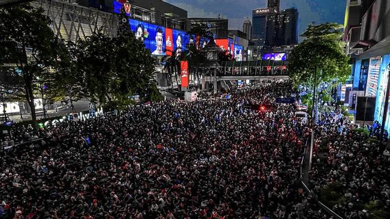 تحدي 6 آلاف مظاهرة للشرطة التايلاندية غدا: فصل كتلة المقاومة ومؤيدي النظام الملكي