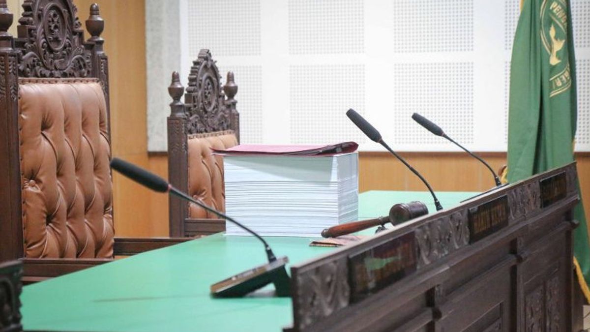 アンドリ・ユヌスへの水圧洗剤の加害者は一般裁判所で裁判を受けるべきである