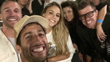 Resmi Berpacaran, Daniel Ricciardo Pamer Kemesraan dengan Putri Mantan Bintang McLaren