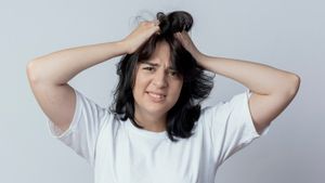 Rambut Rontok Setelah Pakai Conditioner? Kenali Penyebab dan Tips Mengatasinya