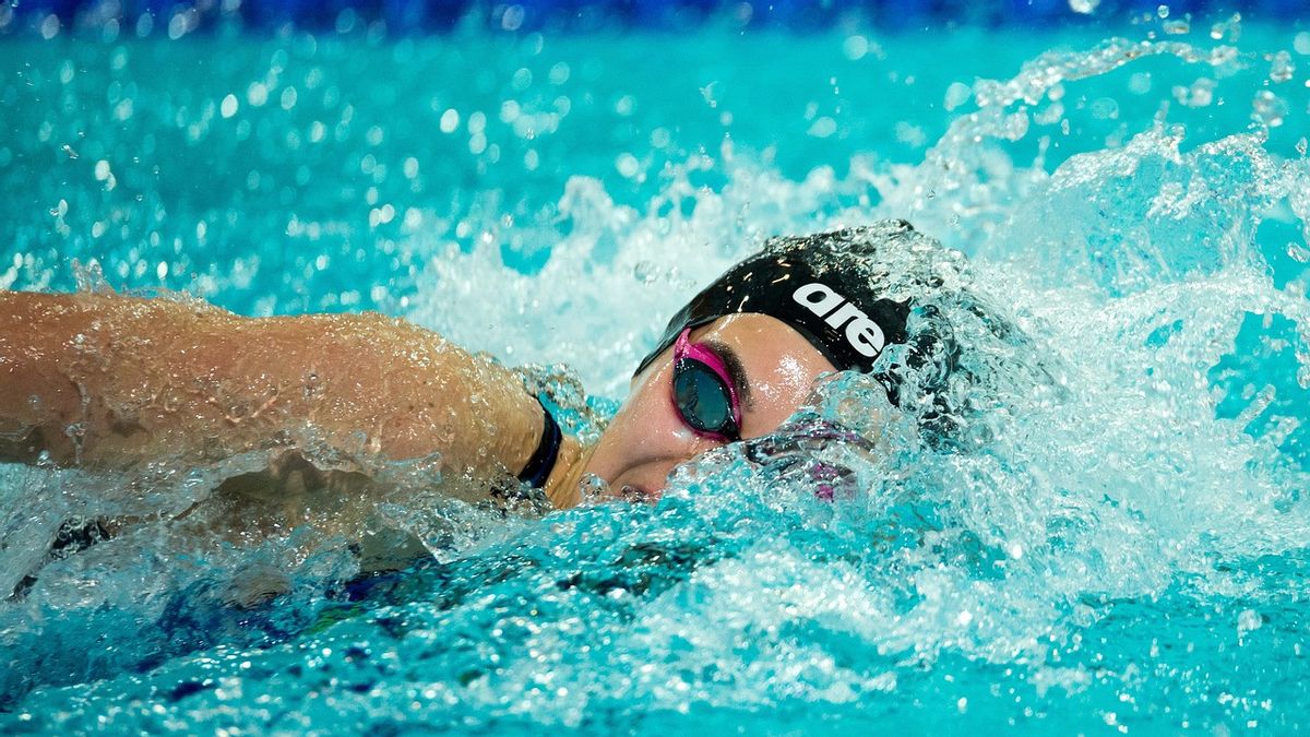6 Benefits Of Swimming At Night, Overcoming Insomnia To Prevent Fat Buildup