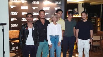 The Story Behind The Emergence Of Maliq & D Essentials At The Coldplay Concert