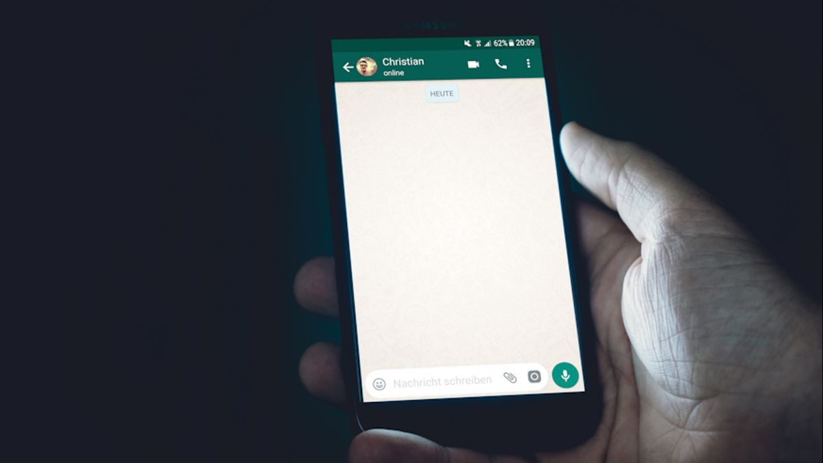 كيفية التعامل مع الصور ومقاطع الفيديو التي لم يتم تنزيلها على WhatsApp