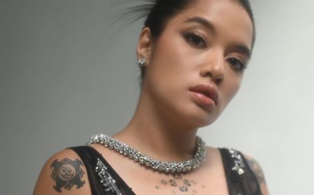 12 Artis Tanah Air yang Punya Tato Tersembunyi, Nia Ramadhani-Abigail Cantika