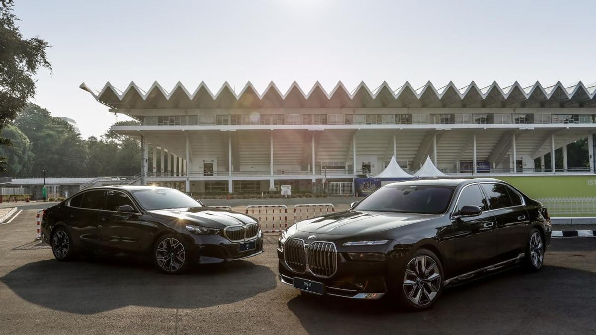 BMW Indonesia Hands Over 45 Electric Vehicles For The Inauguration Of The President And Vice President Of The Republic Of Indonesia