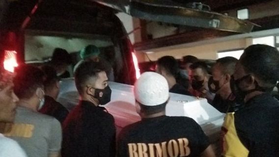 Brimob Officer Who Died While Securing Demonstration In Southeast Sulawesi Buried In North Sumatra