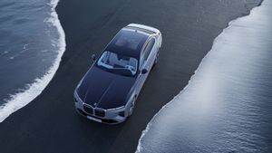Inilah Tampilan Terbaru dan Spesifikasi dari Sedan Termewah BMW  i7 Model 2027