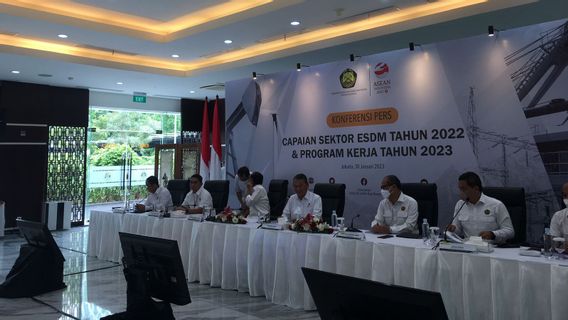 在整个2022年，能源和矿产资源部将PNBP存入国库315万亿印尼盾