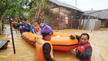 Kronologi Aksi Heroik Tim SAR Brimob Evakuasi Balita dan Lansia di Tengah Banjir Banjarbaru