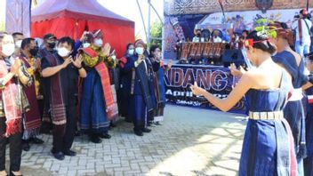 Samosir Regency Government Holds Naposo Gondang Festival Attracts Tourists