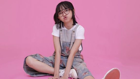 <i>Ruby Biru</i>, Catatan Personal yang Jadi Single Terbaru Yori