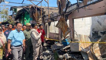 Gara-gara Kompor Ditinggal Waktu Memasak, 40 Rumah di Kedoya Utara Terbakar
