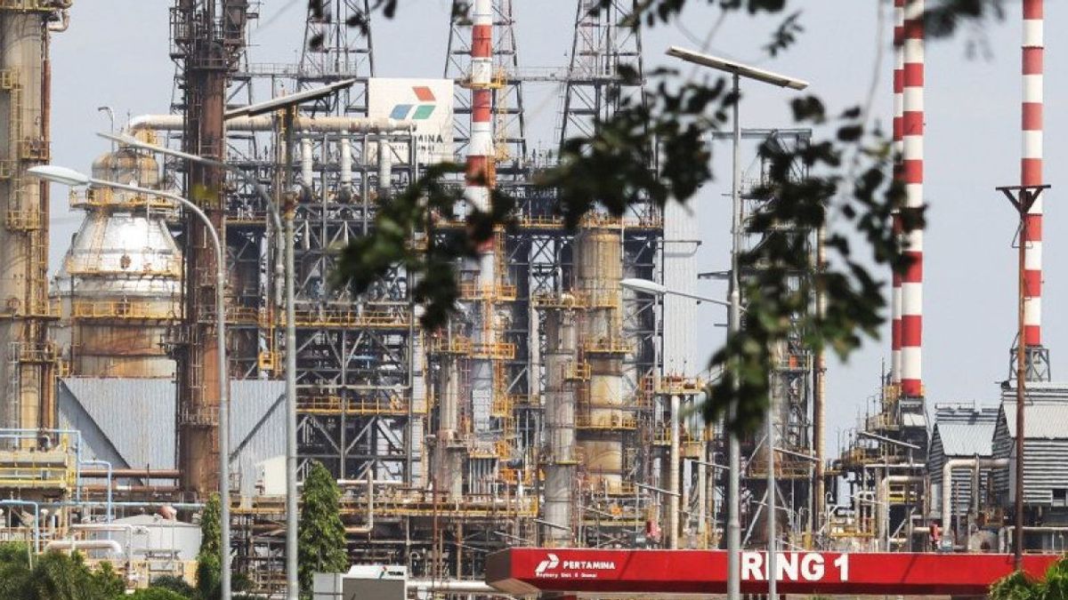 Bahlil透露,17家炼油厂建设可行性研究即将完成