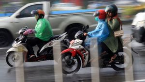 BMKGは、インドネシアの大部分が曇りに雨が降ると予測しています