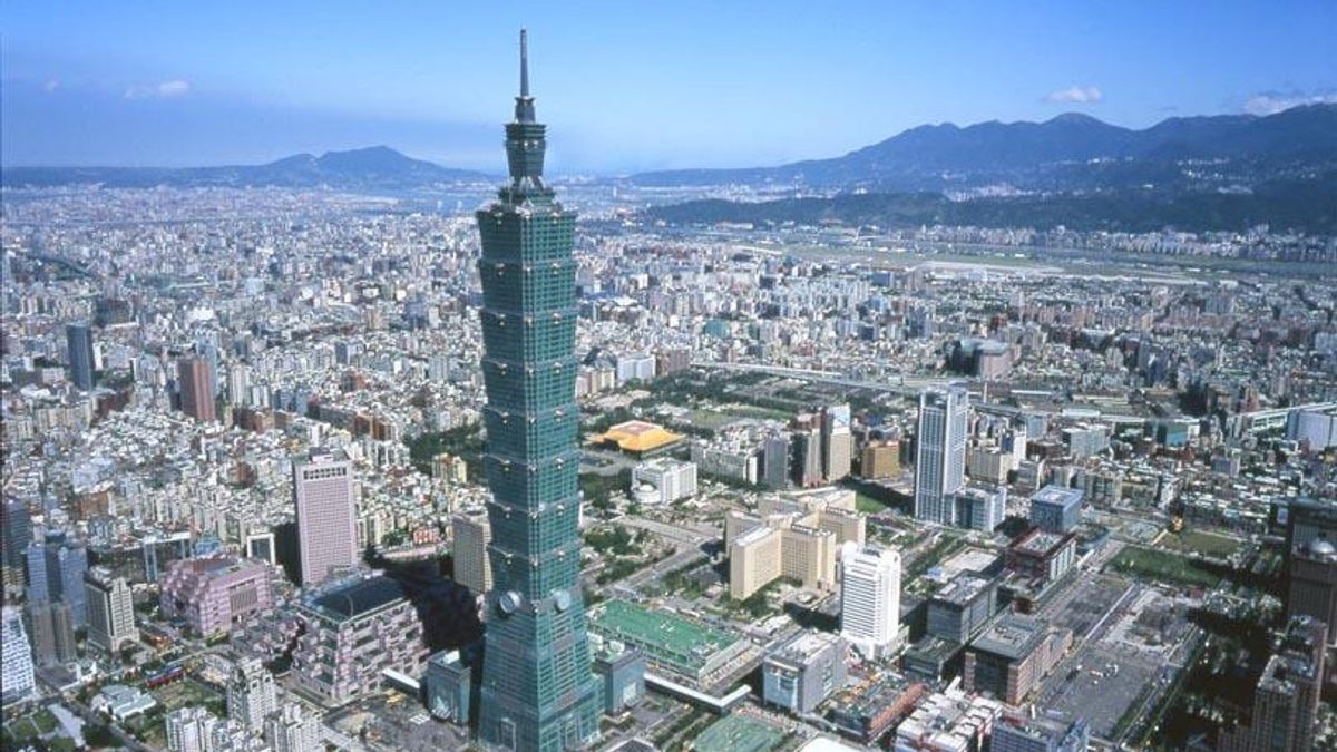 Taïwan : Le séisme à Taïwan : le 101, le bâtiment de Taïpei, détruit grâce à un déchargeur de masse