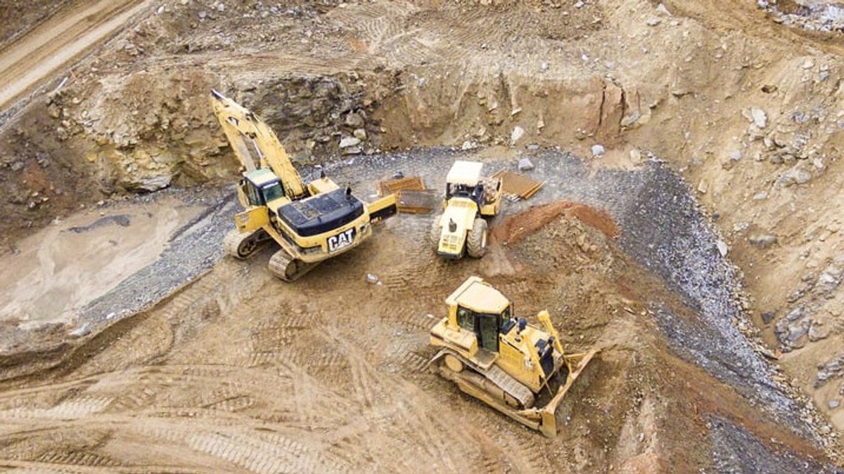 コングロマリットのKiki Barkiが所有する鉱業会社Harum Energyは、2022年に1,309%増の2兆1,000億ルピアに急増した。