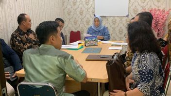 قضية غياب المدعى عليه، الوساطة في دعوى كادين جاوة الغربية فاشلة