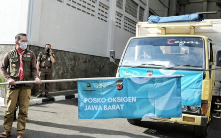 Baznas Serahkan Bantuan 700 Tabung Oksigen ke Pemprov Jabar, Diterima Langsung Ridwan Kamil