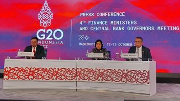 在国际货币基金组织 - 东盟会议上的讲话，斯里穆利亚尼表示东南亚经济优于其他地区
