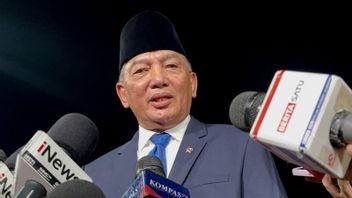 Defense Minister Sjafrie: It Is Inappropriate For Jolly Roger Topi Jerami To Be Flown Under The Red And White