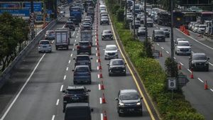 Volume Kendaraan Meningkat, Jasa Marga Terapkan Contraflow Tol Japek KM 55-70