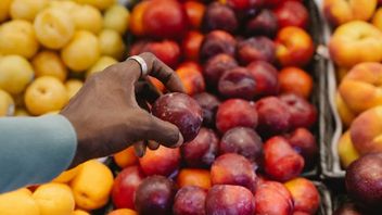 8 Jenis Buah-buahan Rendah Karbohidrat, Cocok untuk Diet