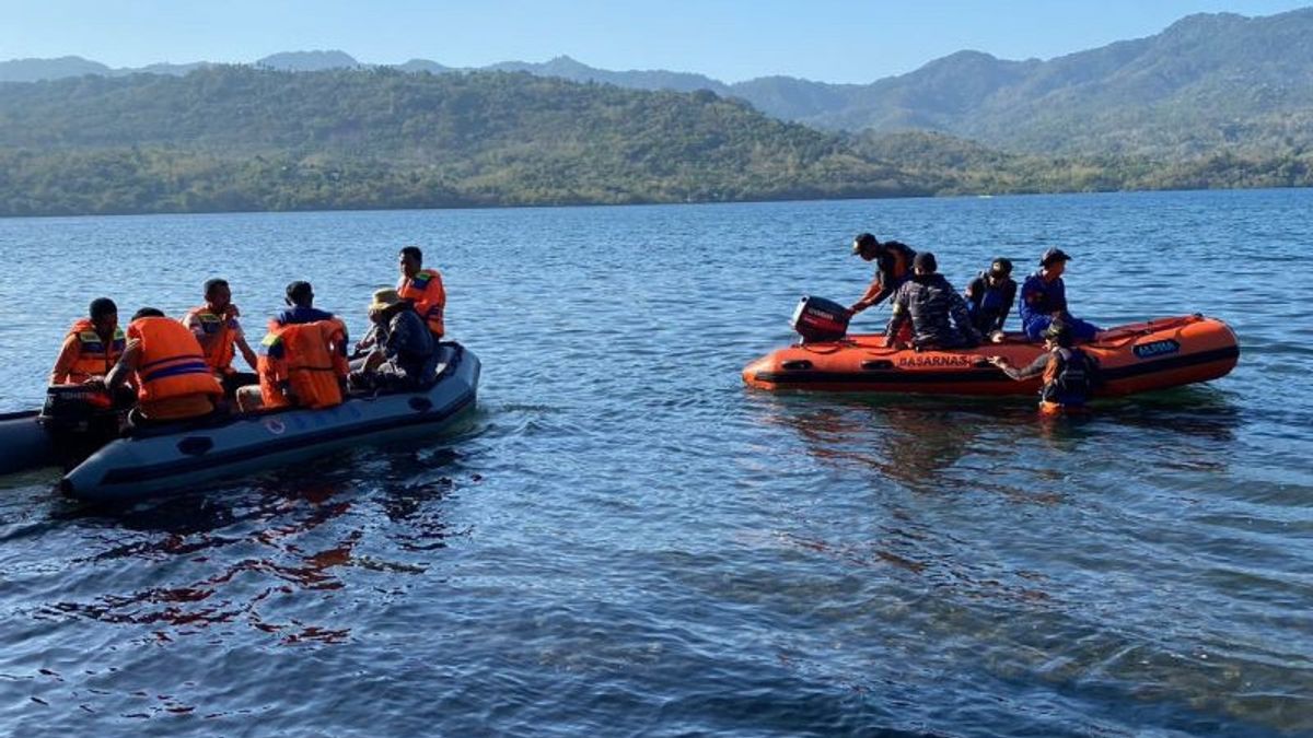 Sampan Hit By Waves, Fisherman From East Nusa Tenggara Found Dead