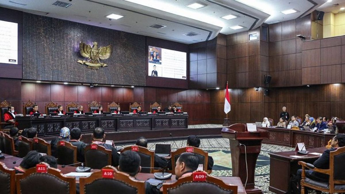 Mantan Manajer Bank Gugat Pasal Korupsi ‘Memperkaya-Menguntungkan Orang Lain’ ke MK