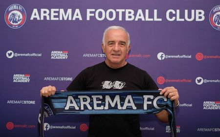 Surat Keputusan PSSI Bikin Pelatih Arema FC Pamit