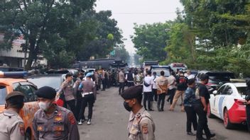 The Sound Of A Susulan Explosion At The Astanaanyar Police Derived Disposal Team Gegana Brimob West Java Police