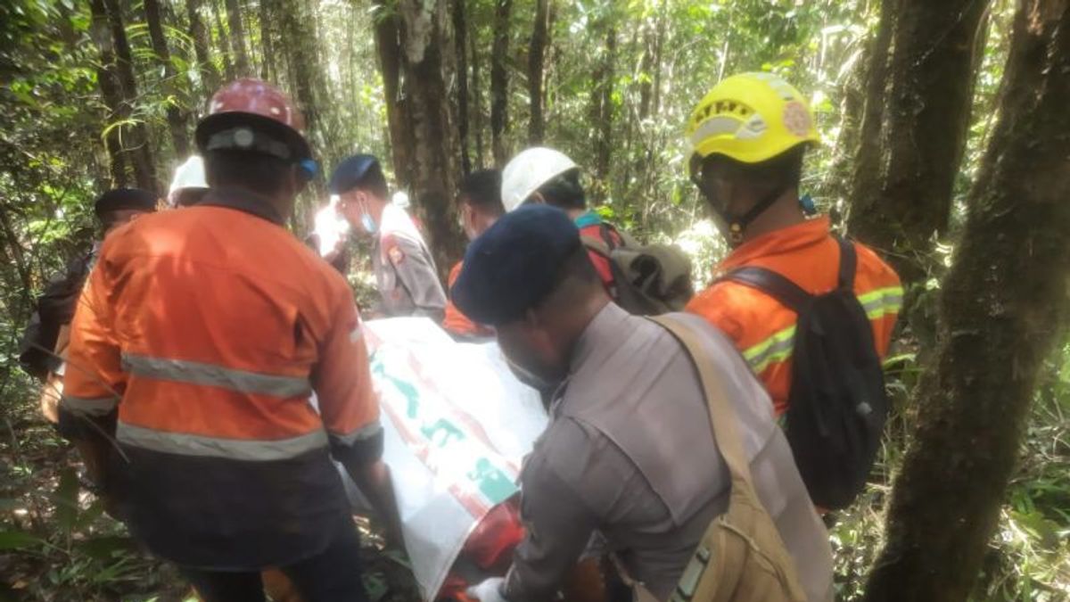 Le directeur général des transports a révélé la chute chronologique de l’hélicoptère Whitesky dans la forêt Halmahera Malut