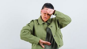 警惕眼睛和脖子出现的 5 种肝脏疾病症状