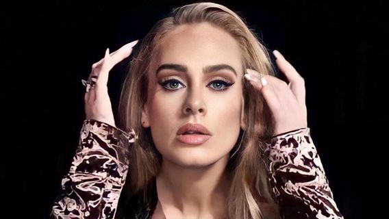 Adele Sebut COVID-19 Membuatnya Kurus