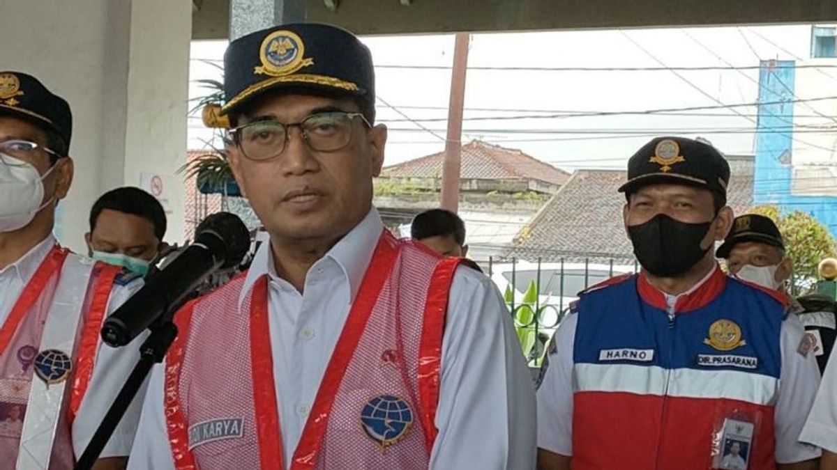 Tinjau Posko Angkutan Lebaran Terpadu Kemenhub, Budi Karya: GT Kalikangkung Semarang Terpantau Lancar, Begitu Juga Cipularang