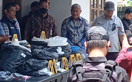 BNN Endus Pabrik Obat Terlarang di Tengah Permukiman Warga Jabar