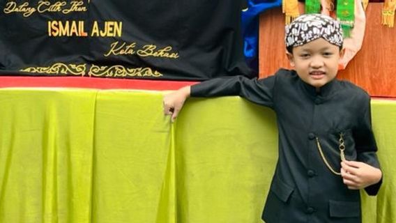 Mengenal  John Ismail Ajen, Dalang Cilik yang Tampil Memukau di Acara Semarak Budaya Nusantara