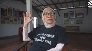 Dilaporkan Cucu Sendiri ke Polisi, Ratna Sarumpaet: Saya Menangis tiap Salat